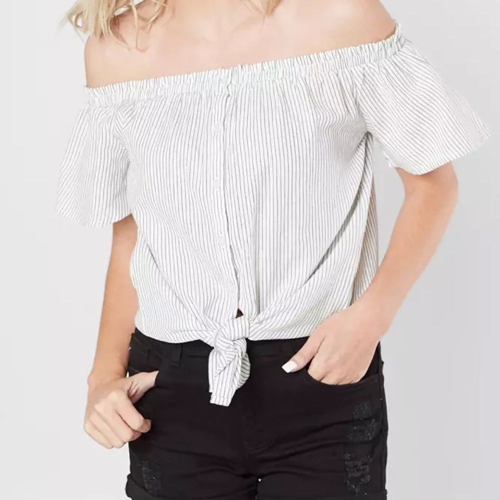 Striped Off-Shoulder Button-Up Top - Picture 10 of 11
